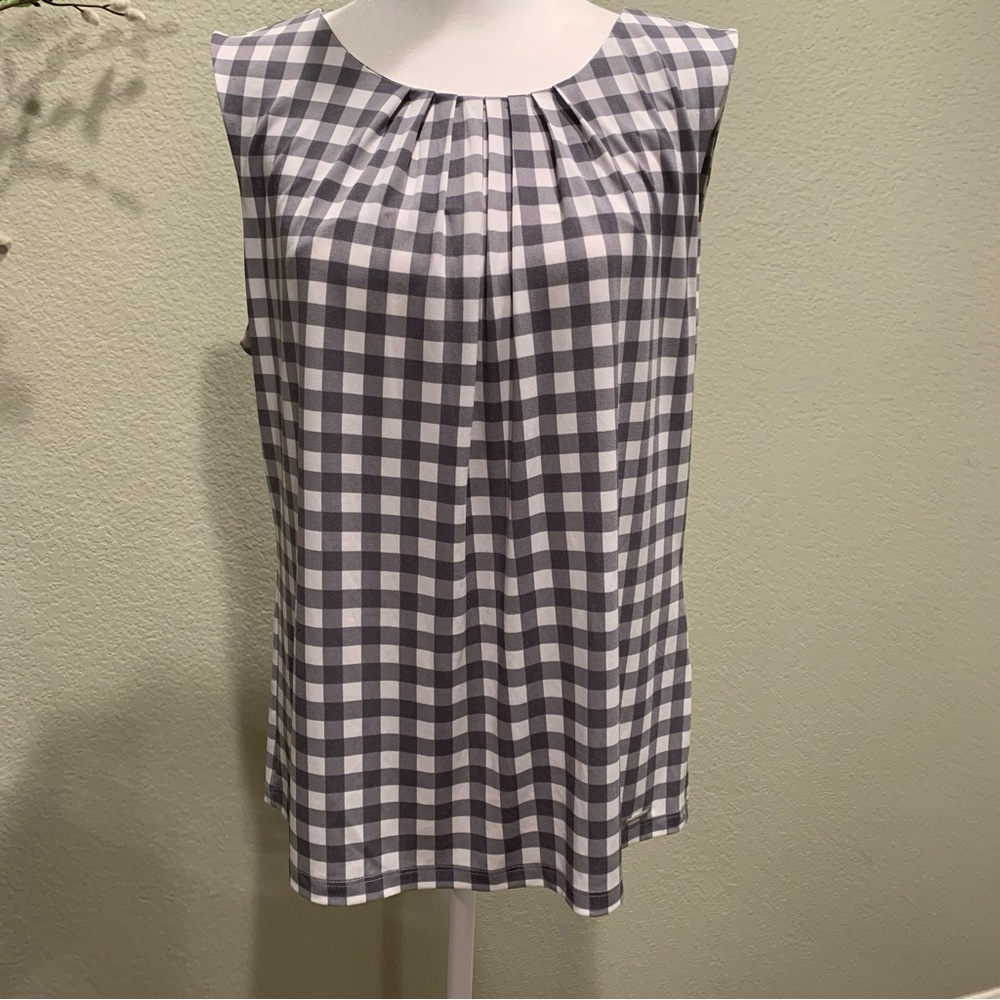Calvin Klein Sleeveless Gray‎ and White Top. Size L